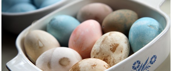 Dying Eggs Naturally